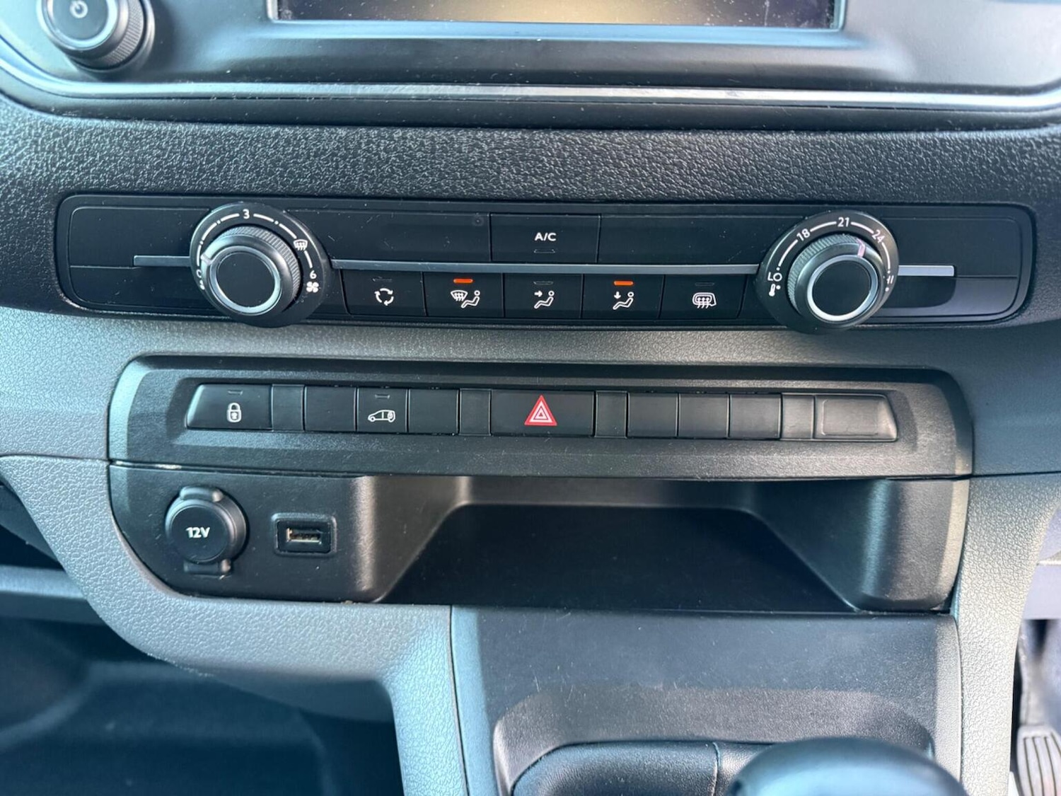 Used Vauxhall Vivaro 2020 for sale - 76806968: Photo 32