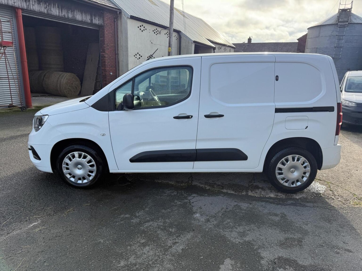 Used Vauxhall Combo 2020 for sale - 76806970: Photo 10