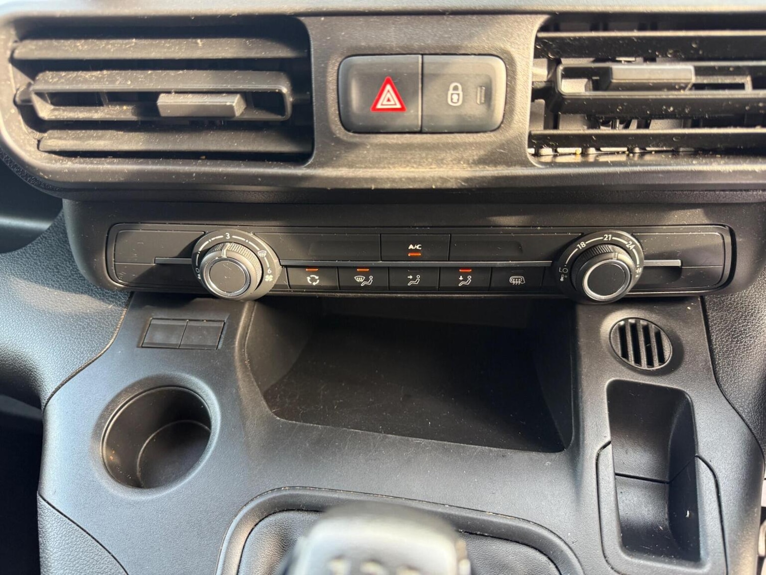 Used Vauxhall Combo 2020 for sale - 76806970: Photo 30