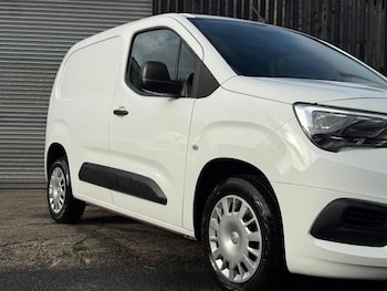 Used Vauxhall Combo 2020 for sale - 76806970: Photo