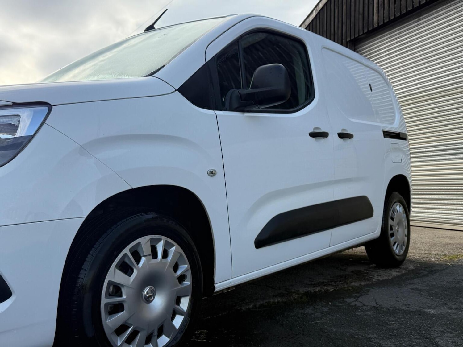 Used Vauxhall Combo 2020 for sale - 76806970: Photo 8