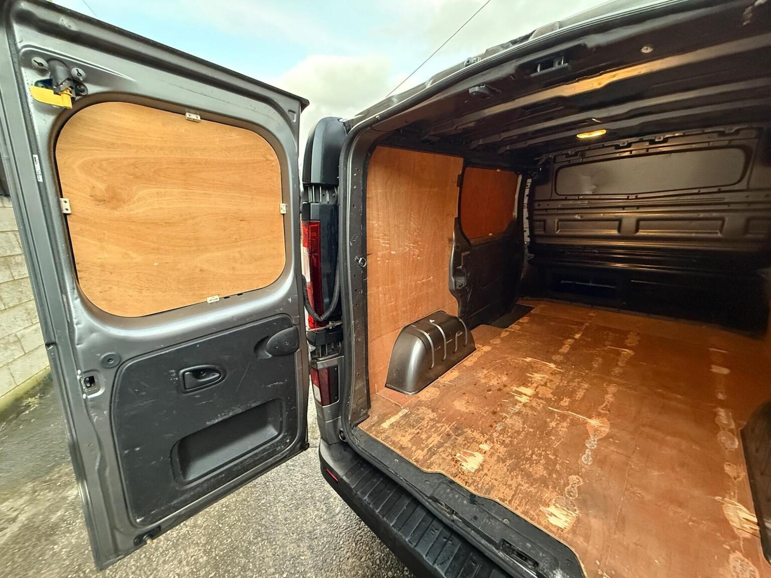 Used Vauxhall Vivaro 2019 for sale - 77522121: Photo 30