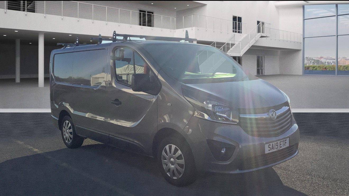Used Vauxhall Vivaro 2019 for sale - 77240297: Photo 2