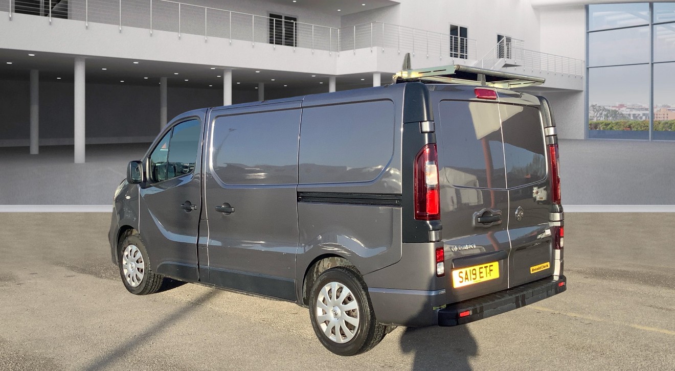 Used Vauxhall Vivaro 2019 for sale - 77240297: Photo 3