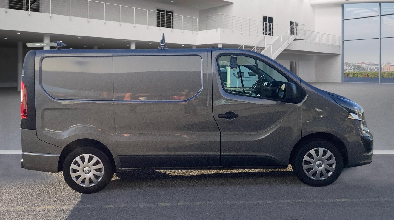 Used Vauxhall Vivaro 2019 for sale - 77240297: Photo 4