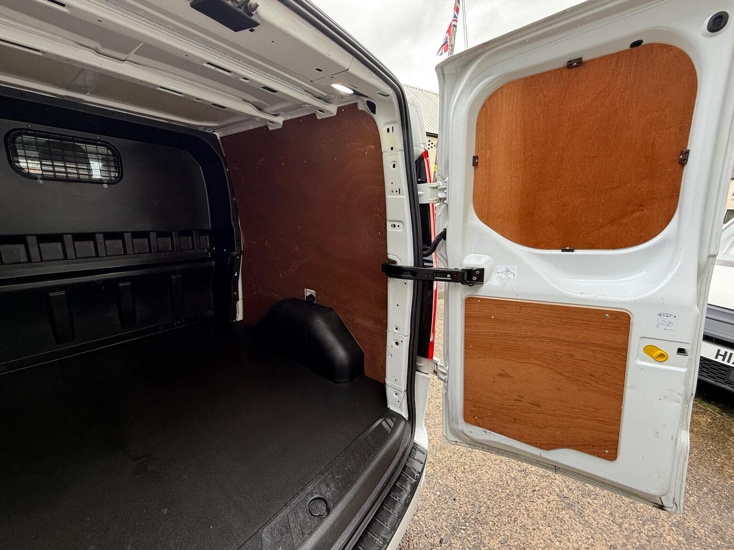 Used Ford Transit Custom 2022 for sale - 76806974: Photo 32