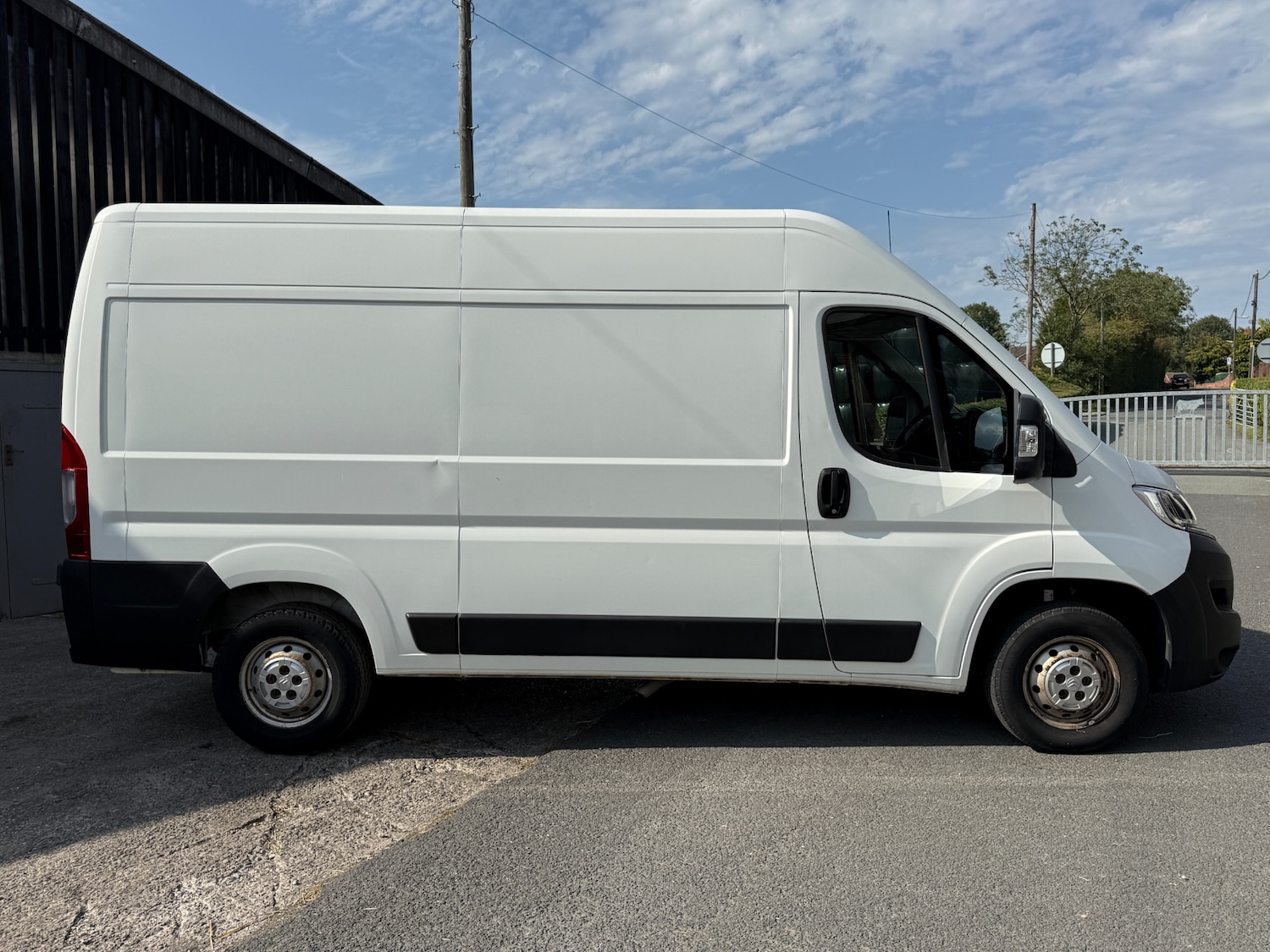 Vehicle 21