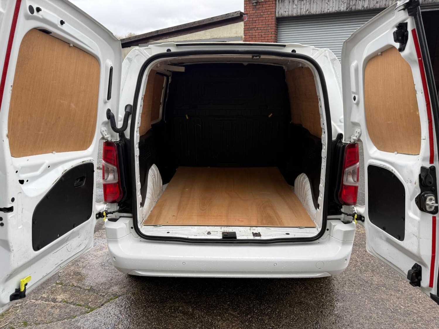 Used Vauxhall Combo 2019 for sale - 76806969: Photo 27