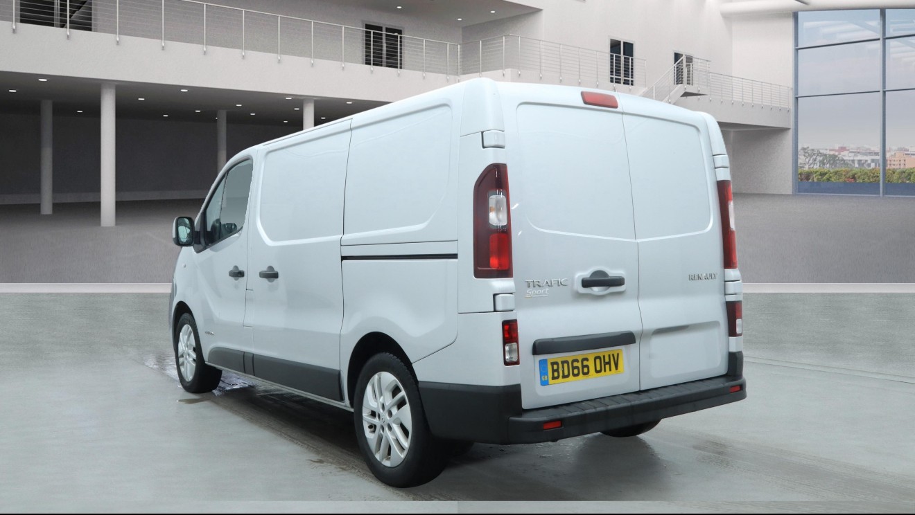 Used Renault Trafic 2016 for sale - 77201219: Photo 2