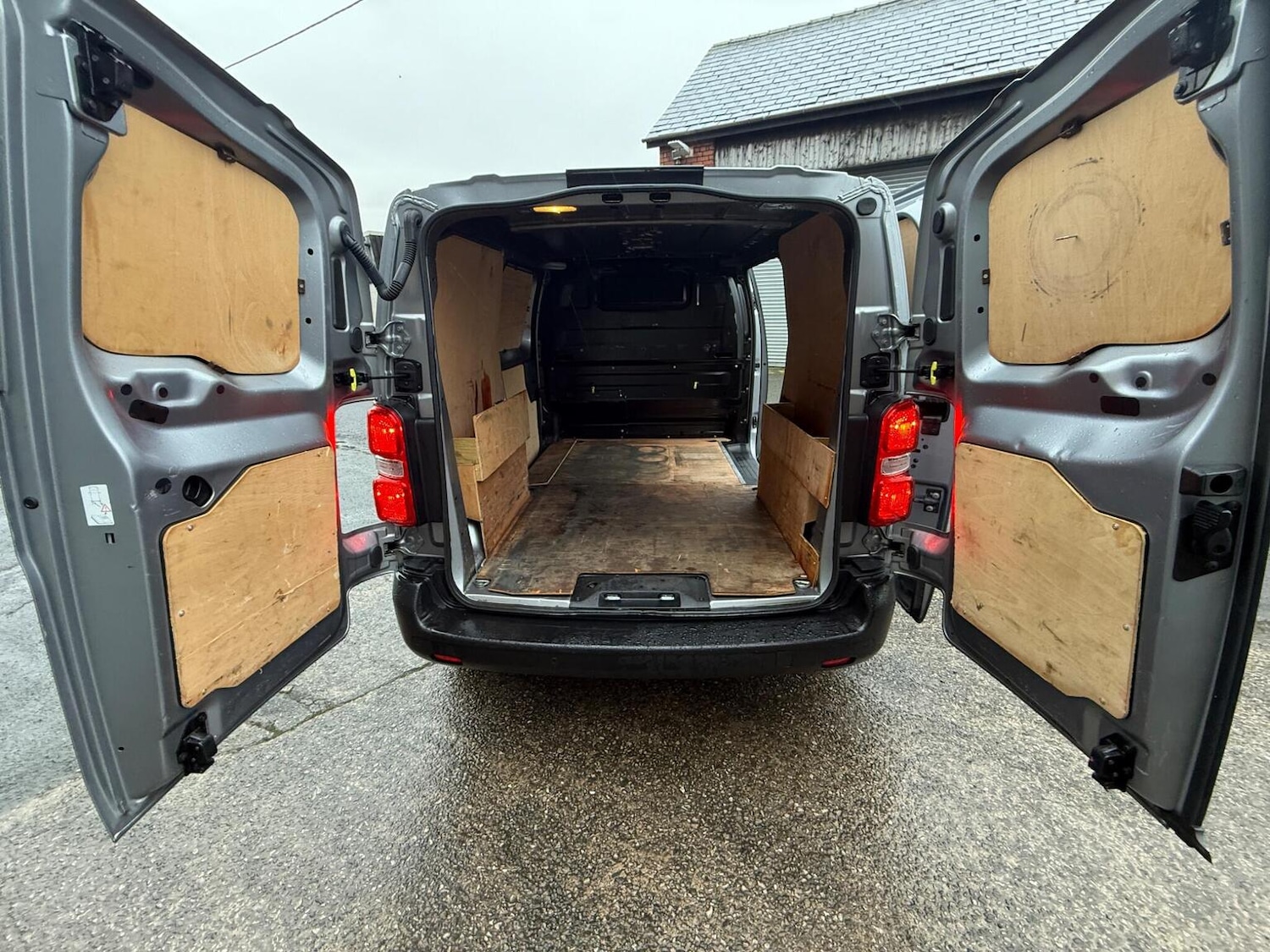 Used Peugeot Expert 2021 for sale - 77357422: Photo 30