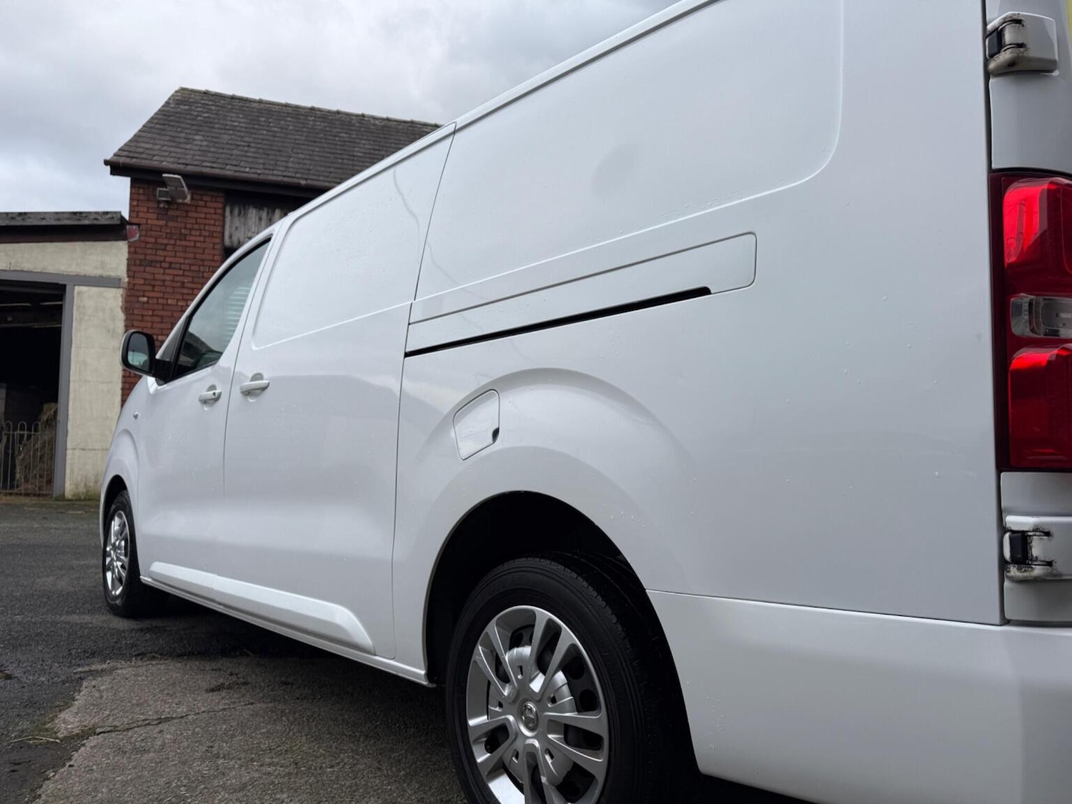 Used Vauxhall Vivaro 2020 for sale - 77357386: Photo 11