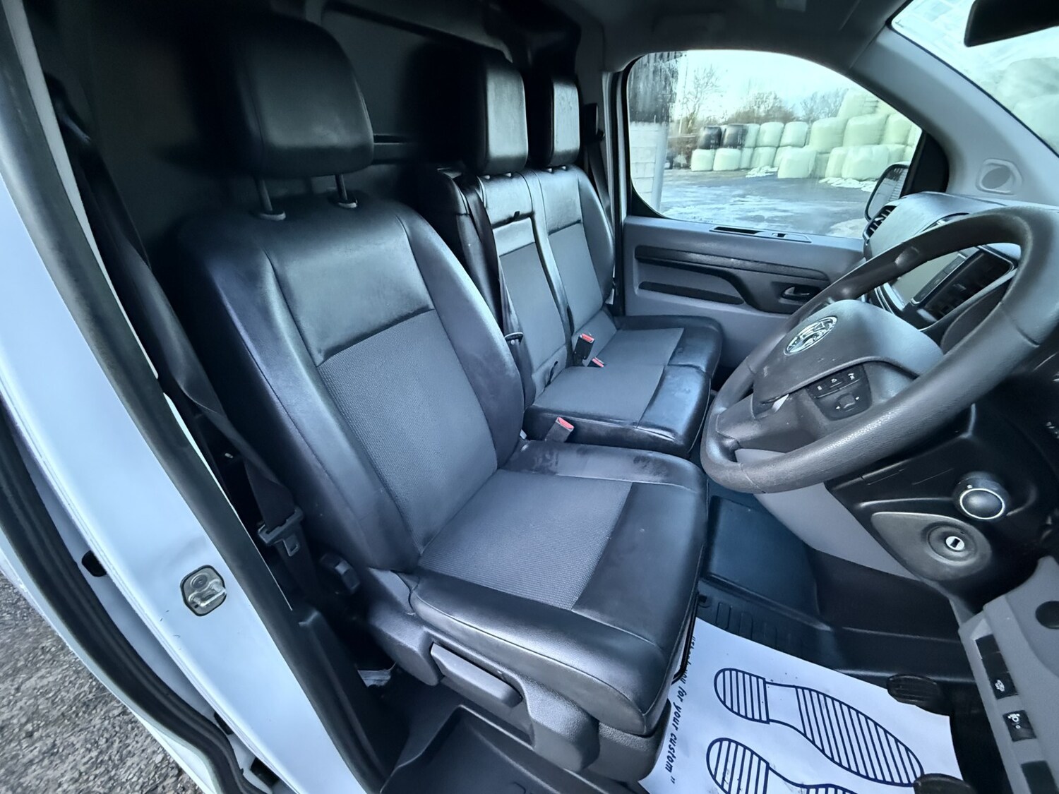 Used Vauxhall Vivaro 2020 for sale - 77357386: Photo 2