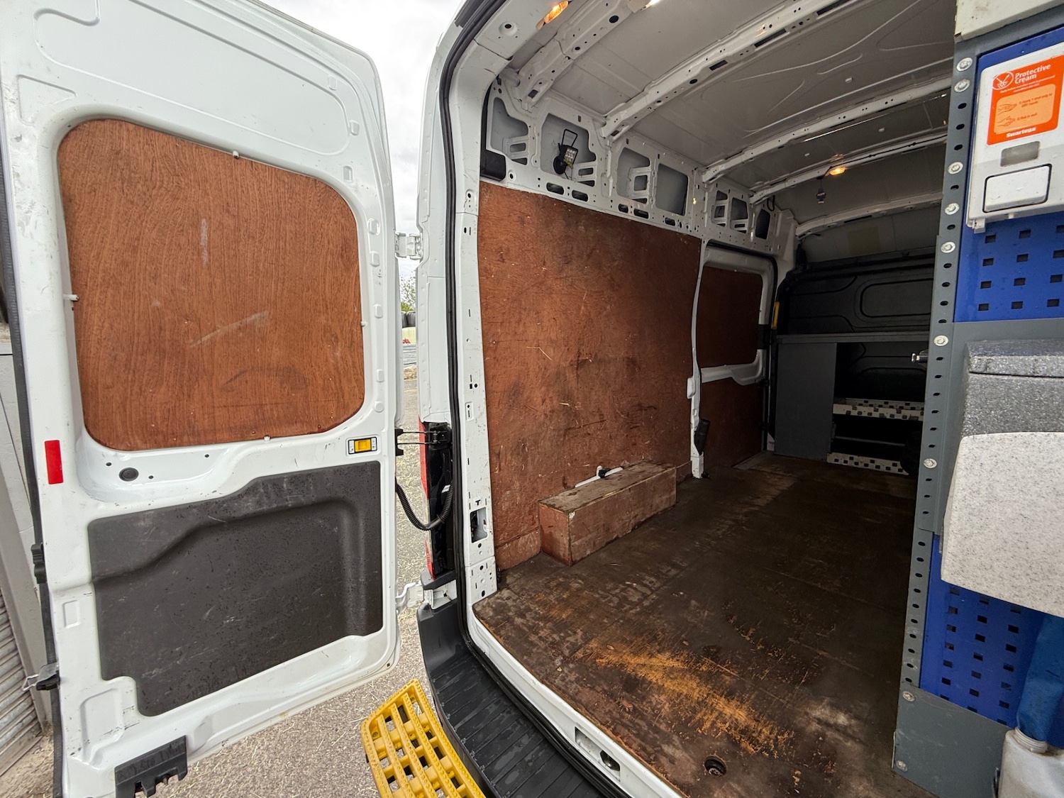Vehicle 33
