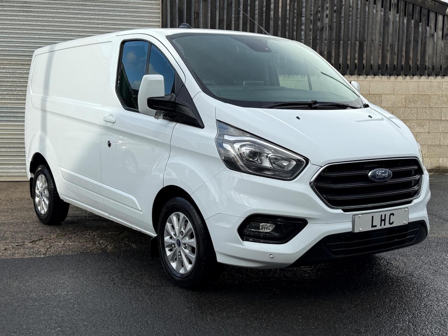 Used Ford Transit Custom 2022 for sale - 76806981: Photo 2