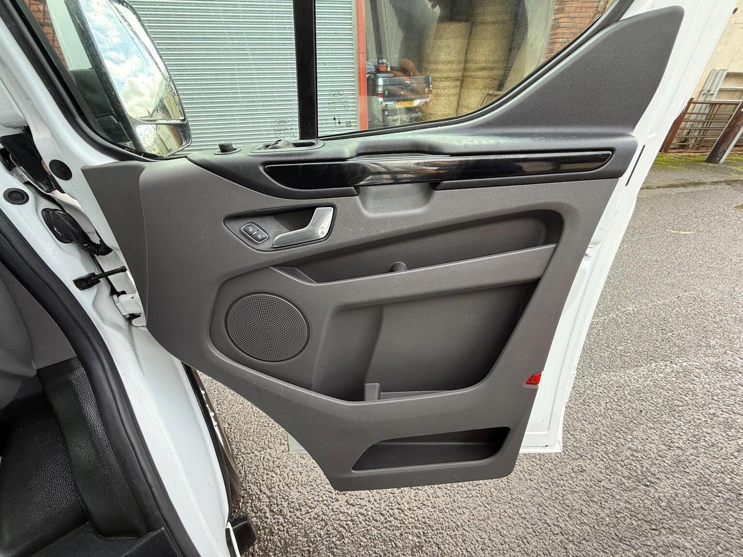 Used Ford Transit Custom 2022 for sale - 76806981: Photo 30