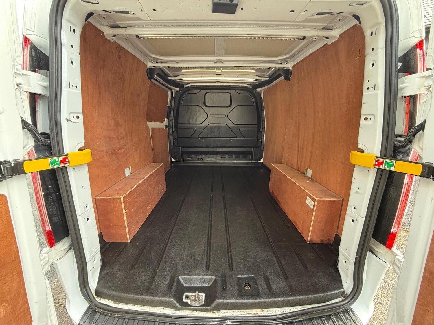 Used Ford Transit Custom 2022 for sale - 76806981: Photo 37