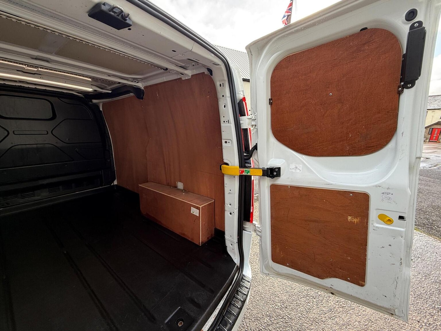 Used Ford Transit Custom 2022 for sale - 76806981: Photo 40
