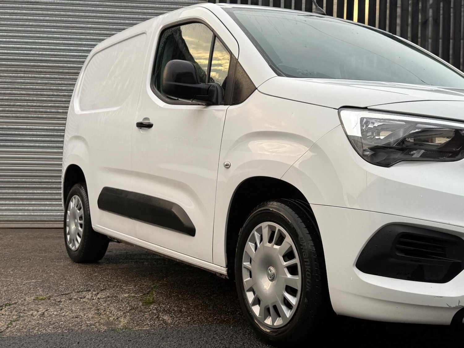 Used Vauxhall Combo 2020 for sale - 76806962: Photo 2