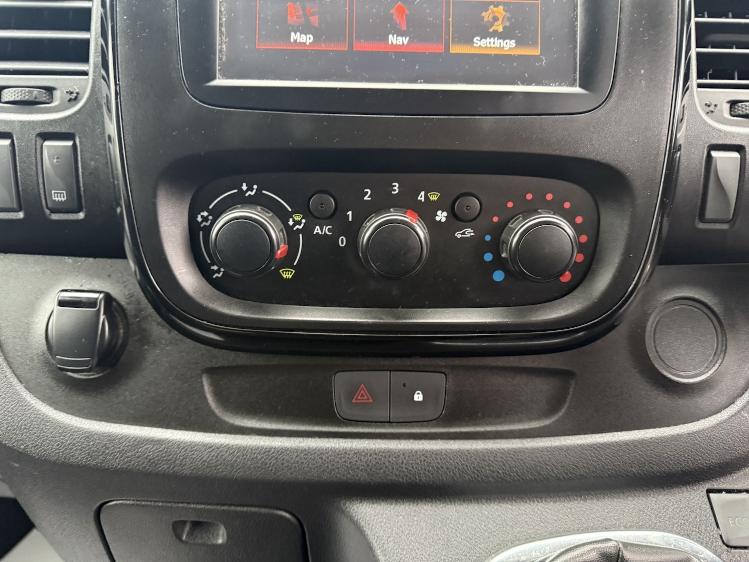 Used Vauxhall Vivaro 2018 for sale - 77318312: Photo 29