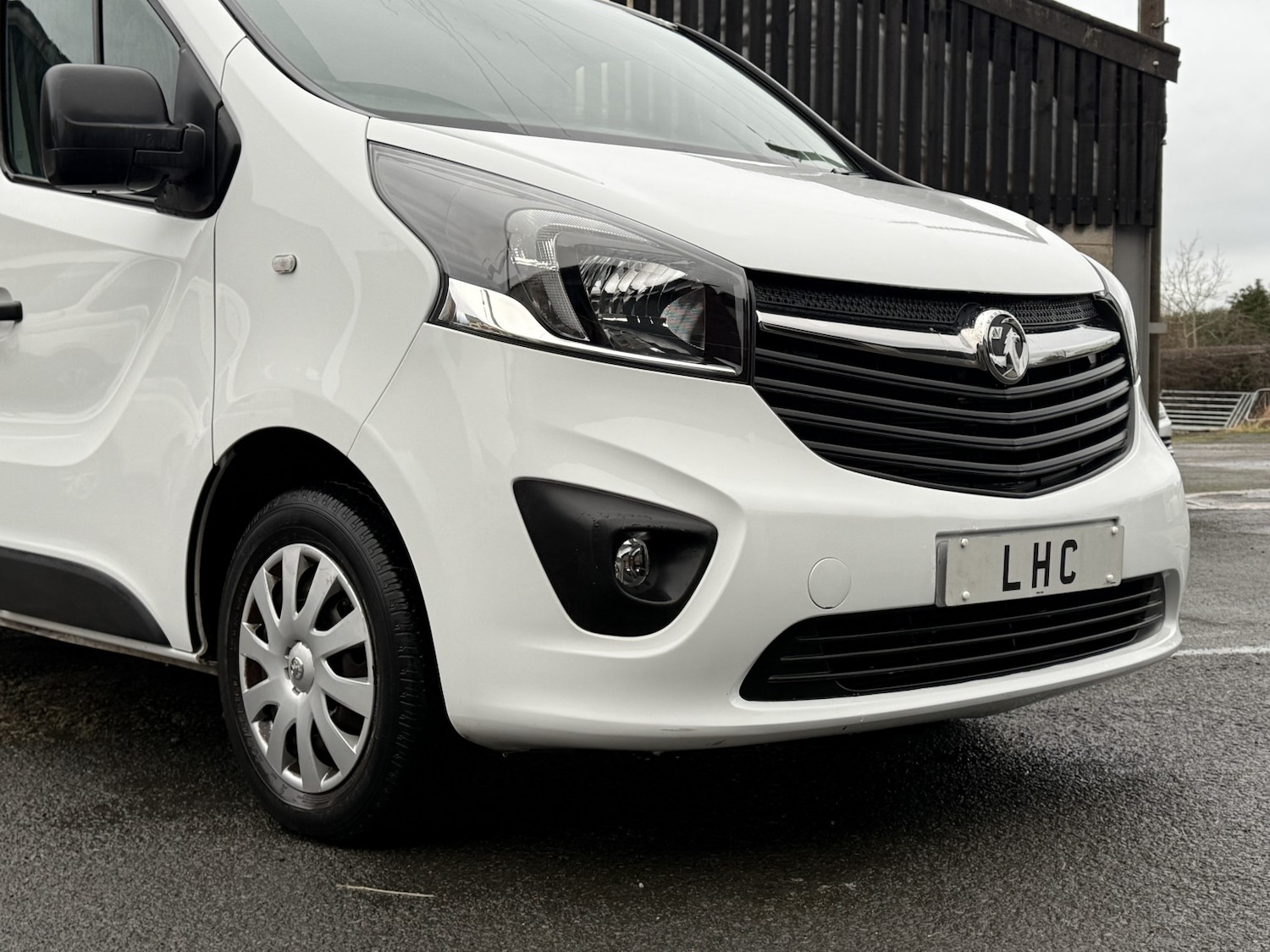 Used Vauxhall Vivaro 2018 for sale - 77318312: Photo 3