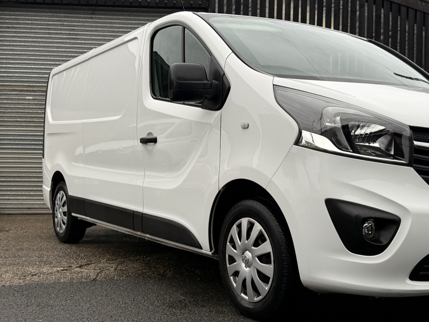 Used Vauxhall Vivaro 2018 for sale - 77318312: Photo 4