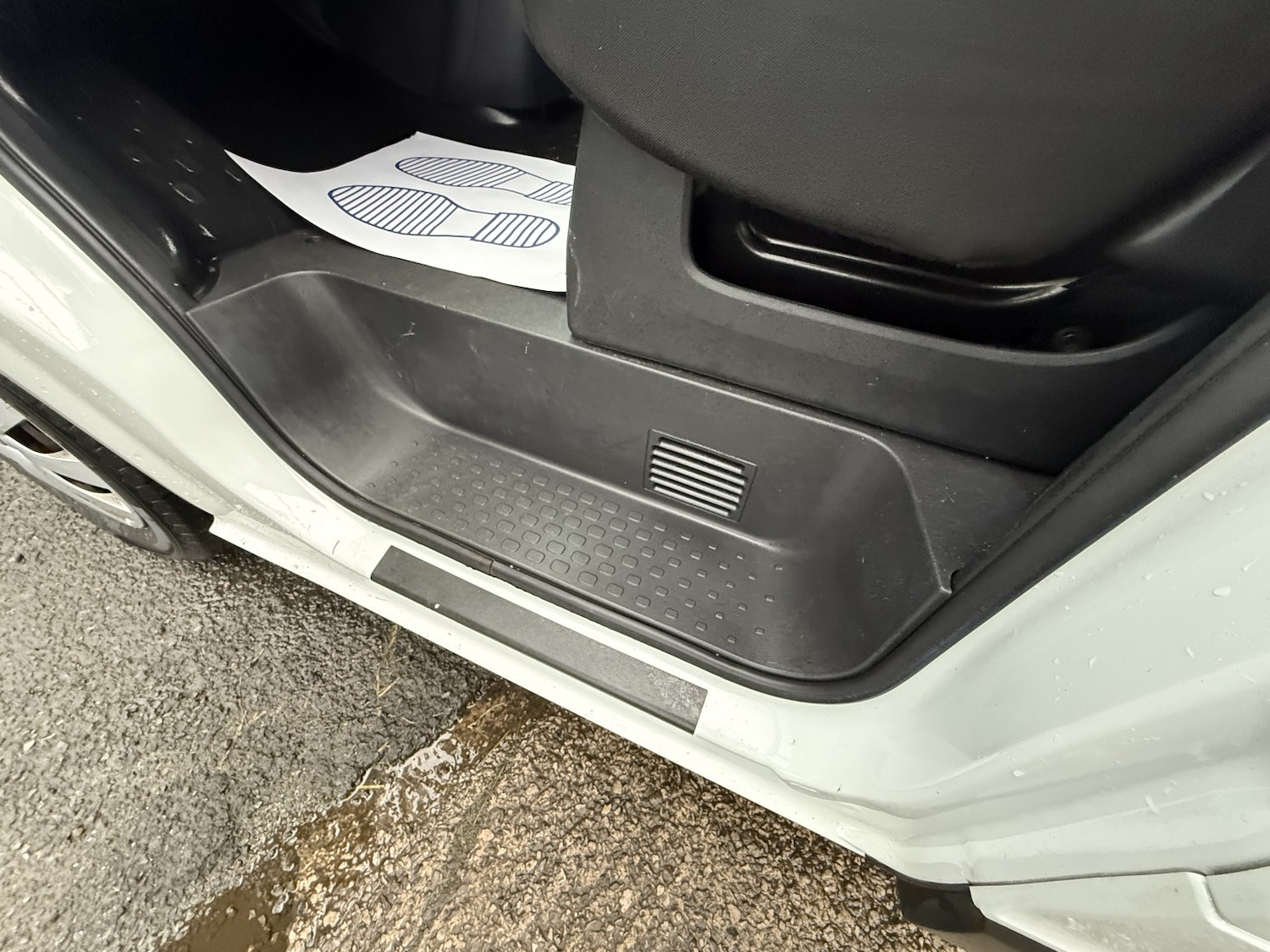 Used Vauxhall Vivaro 2018 for sale - 77318312: Photo 42