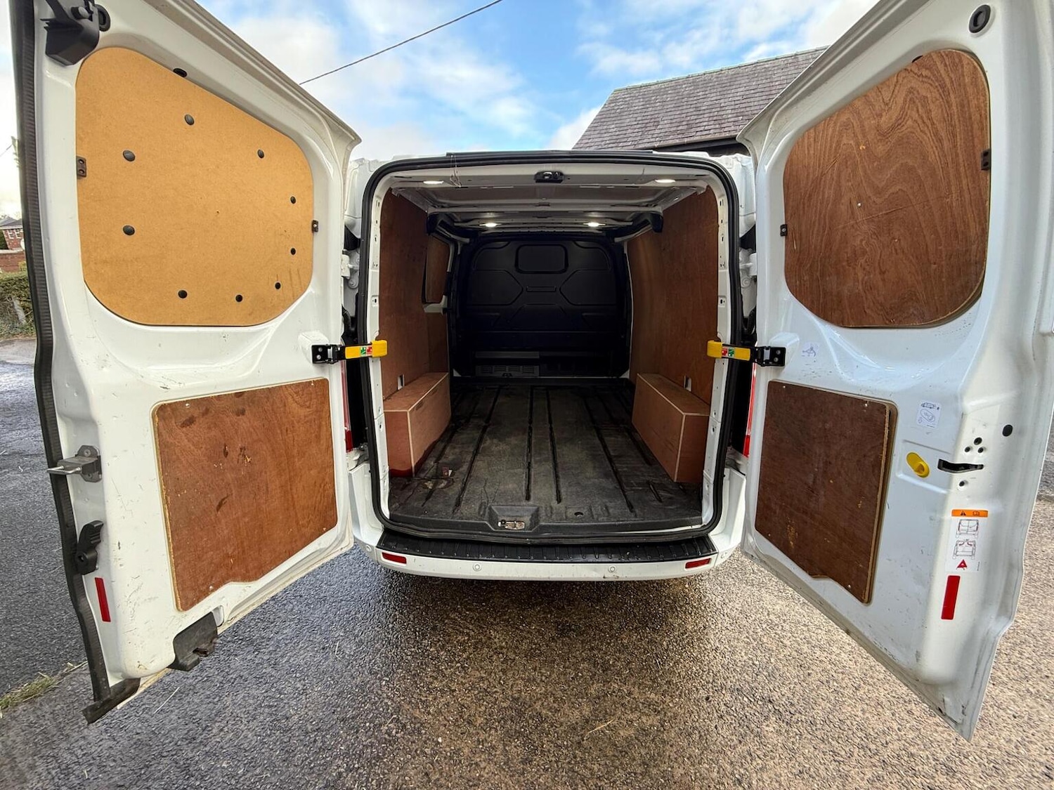 Used Ford Transit Custom 2021 for sale - 76806975: Photo 32