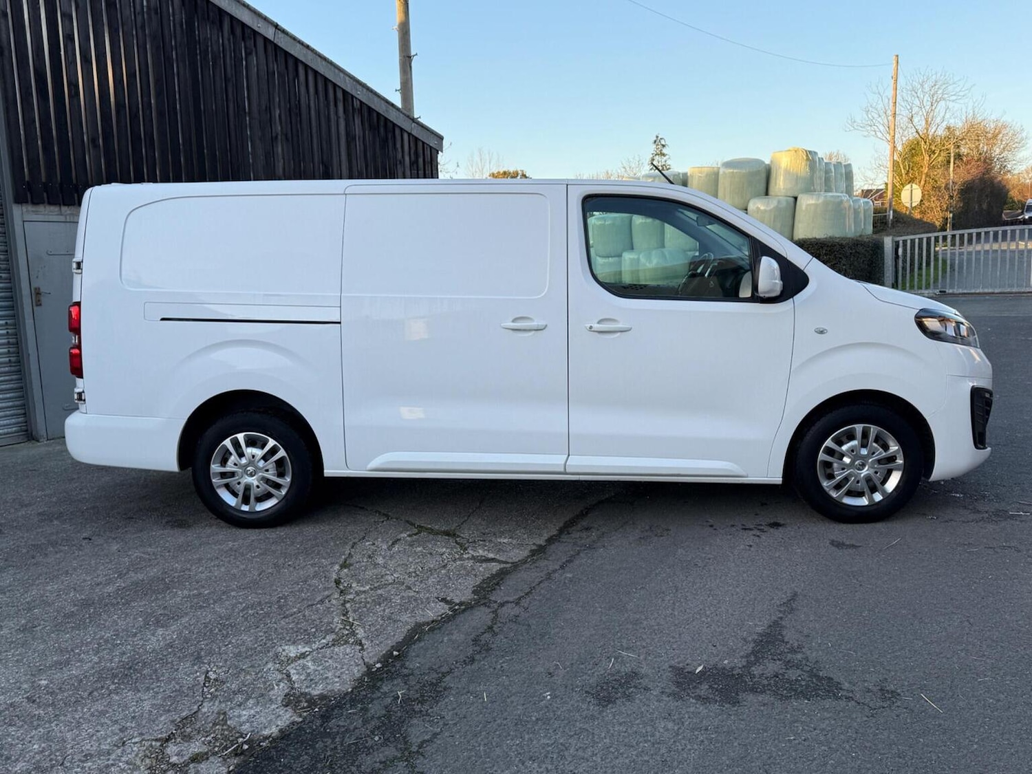 Used Vauxhall Vivaro 2020 for sale - 76924472: Photo 3