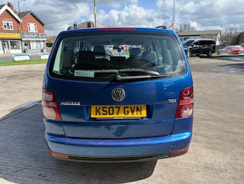 Used Volkswagen Touran 2007 for sale - 79696938: Photo