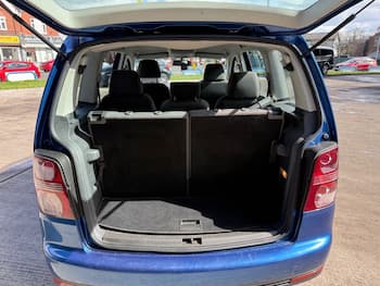 Used Volkswagen Touran 2007 for sale - 79696938: Photo