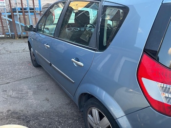 Used Renault Megane 2006 for sale - 78141122: Photo
