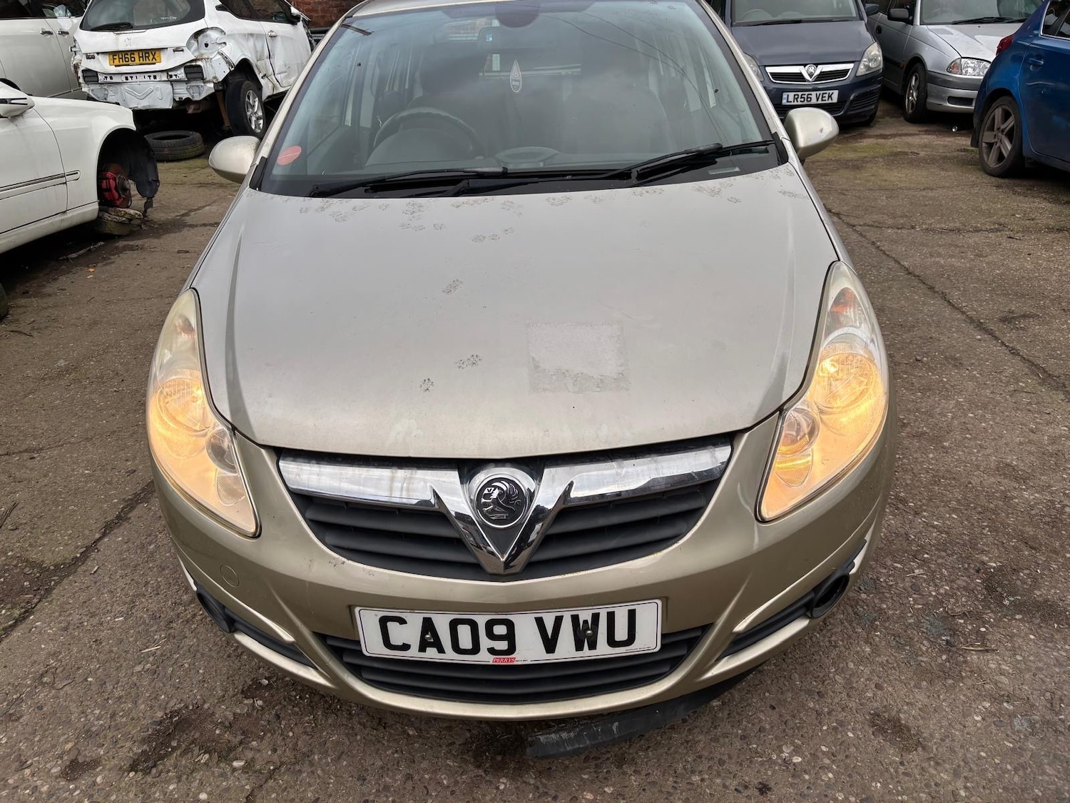Used Vauxhall Corsa 2009 for sale - 77370896: Photo 2
