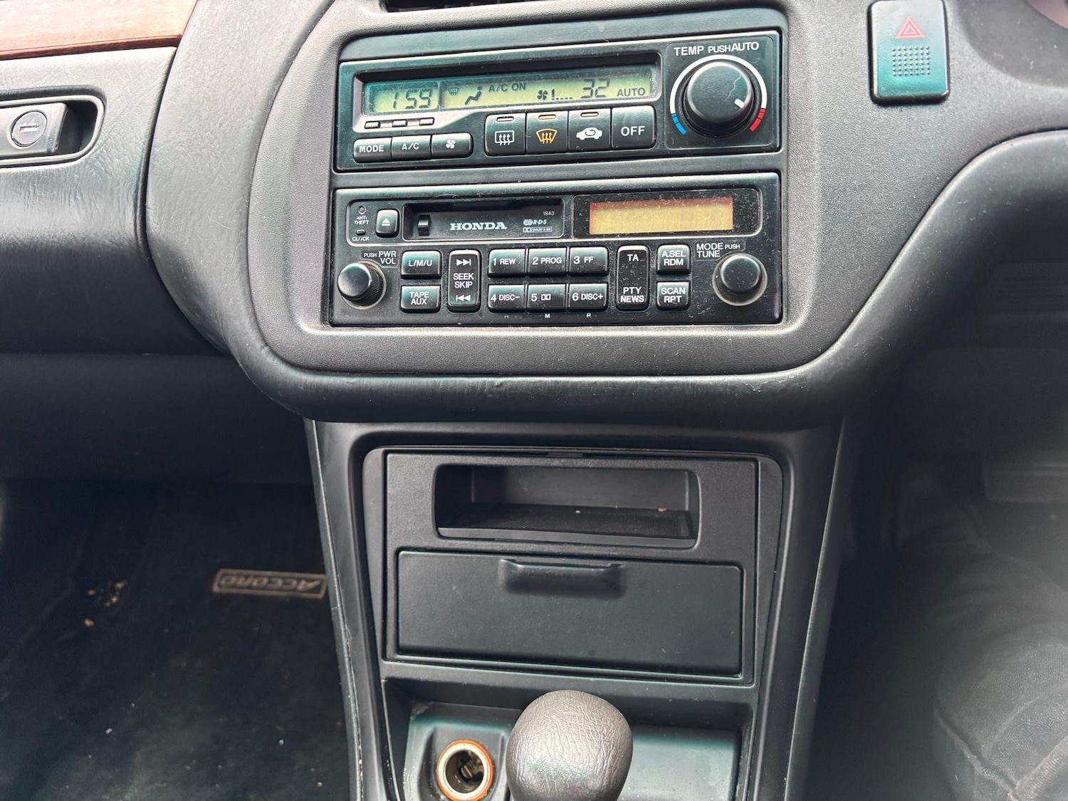 Used Honda Accord 2002 for sale - 77370911: Photo 9