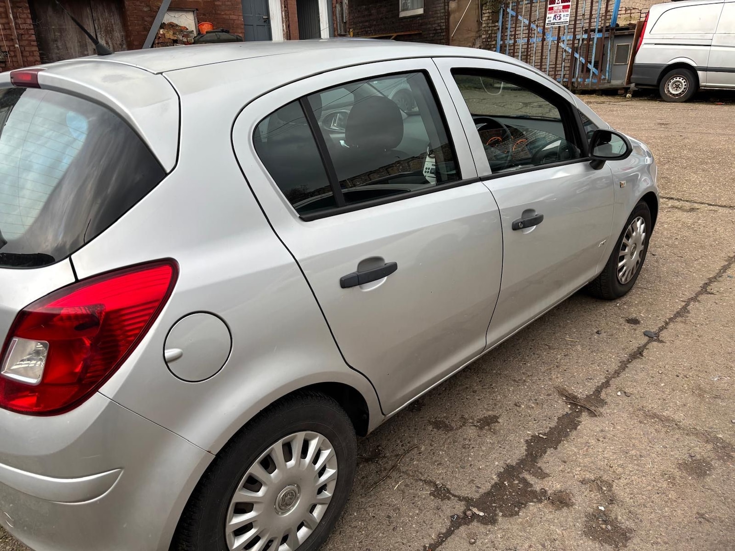 Used Vauxhall Corsa 2008 for sale - 77370881: Photo 5