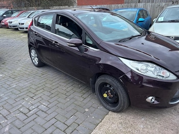 Used Ford Fiesta 2010 for sale - 77681176: Photo