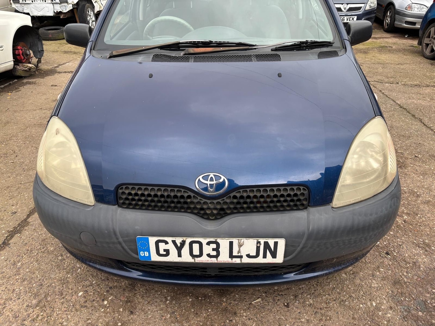 Used Toyota Yaris 2003 for sale - 77370908: Photo 2