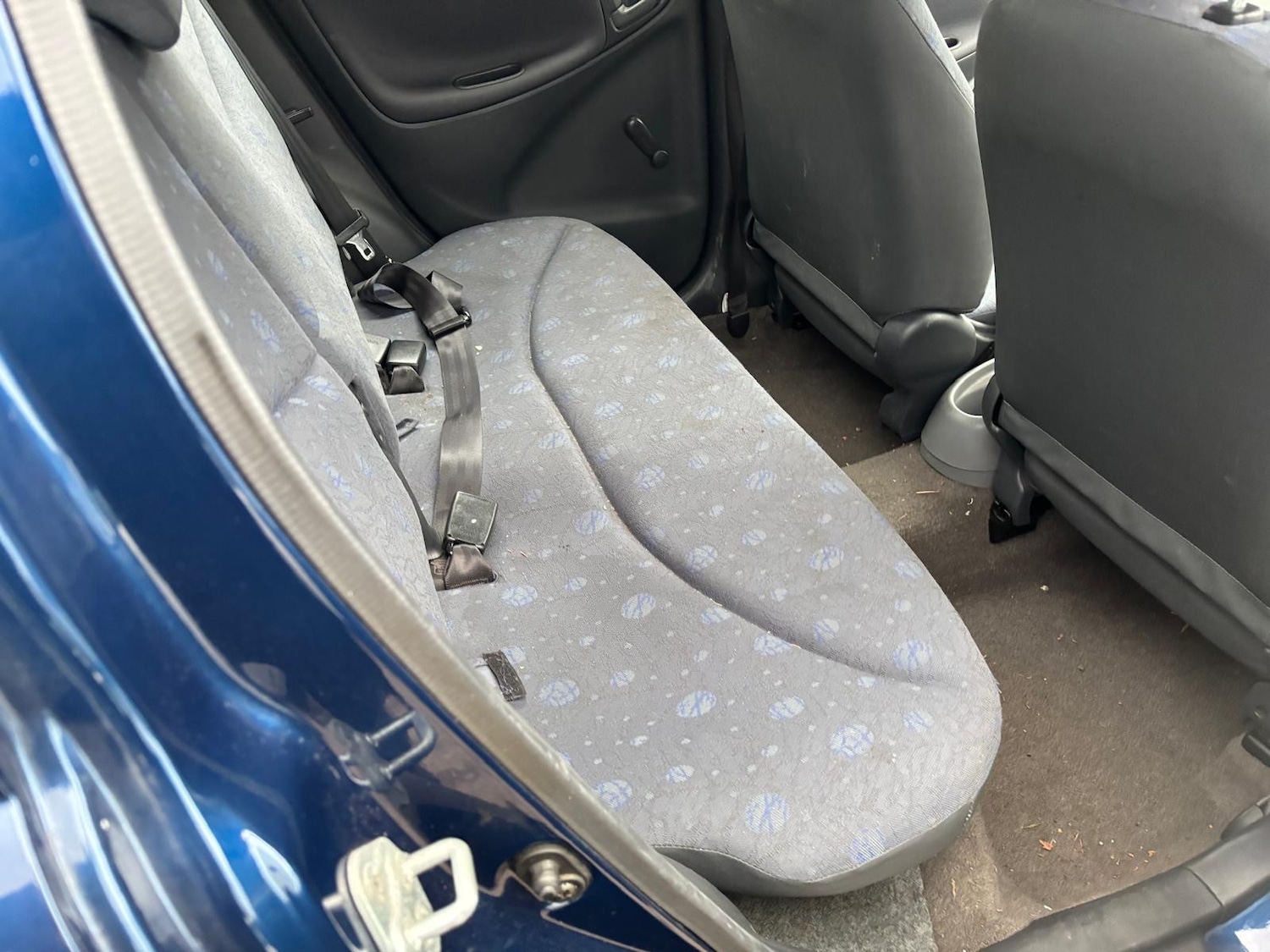 Used Toyota Yaris 2003 for sale - 77370908: Photo 7