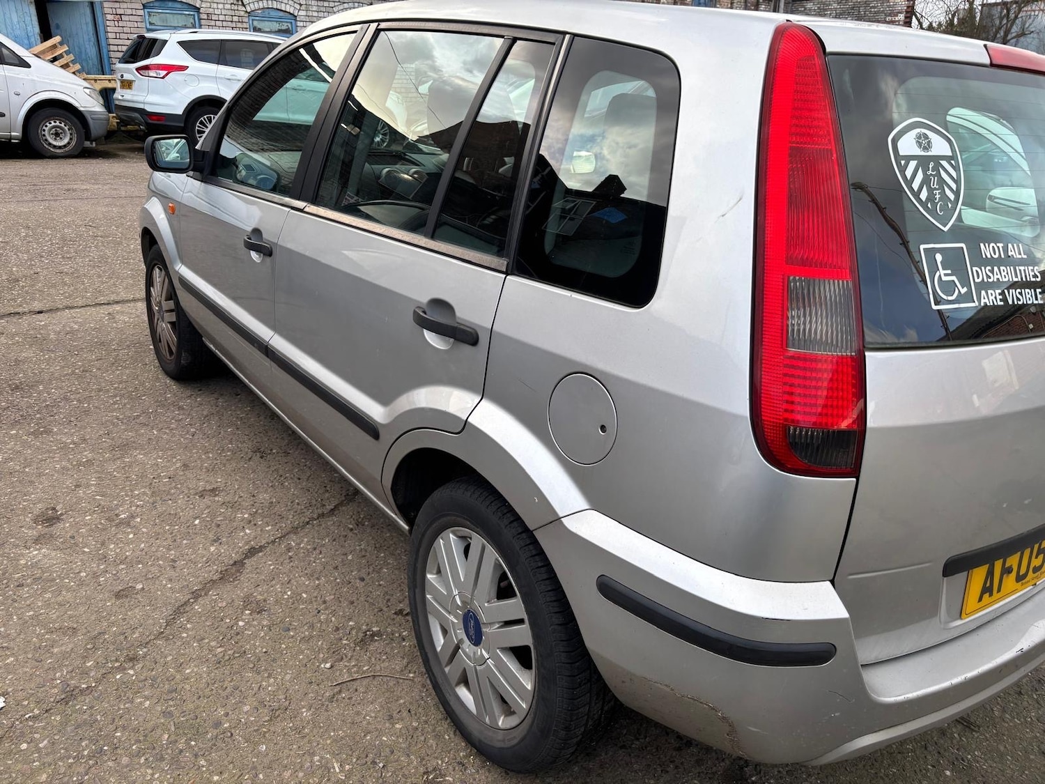 Used Ford Fusion 2005 for sale - 77636552: Photo 4