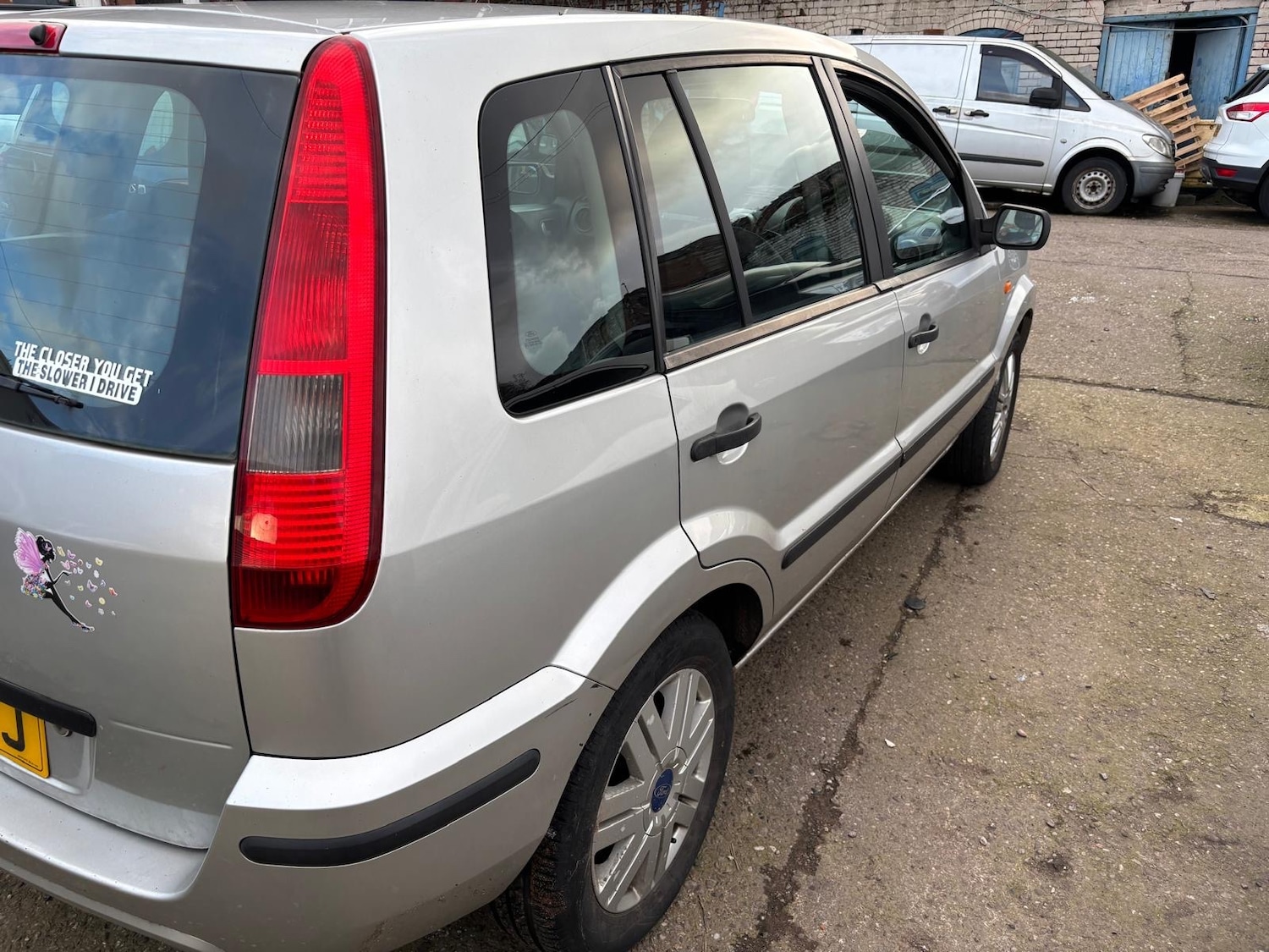 Used Ford Fusion 2005 for sale - 77636552: Photo 6