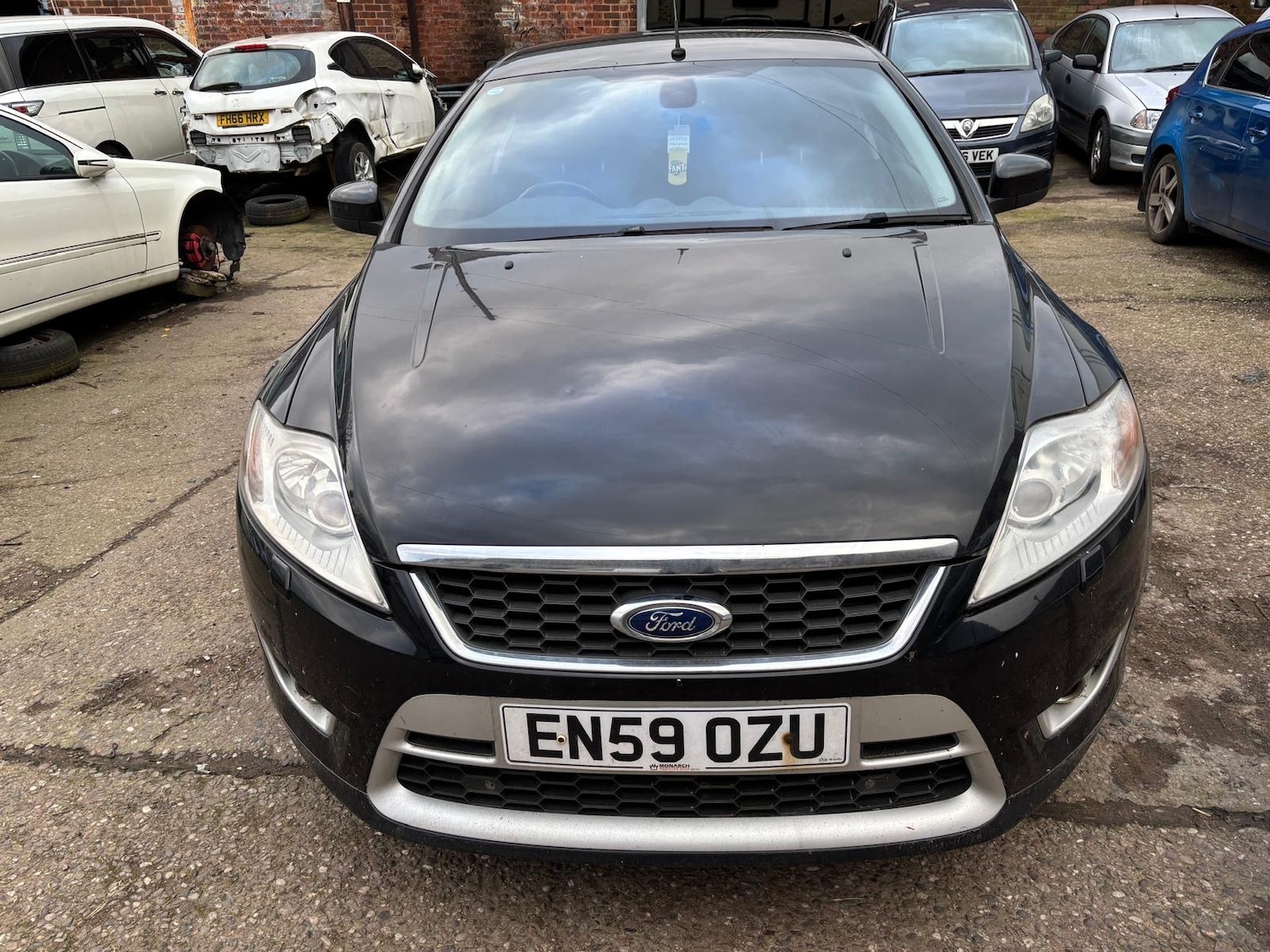 Used Ford Mondeo 2010 for sale - 77370938: Photo 2