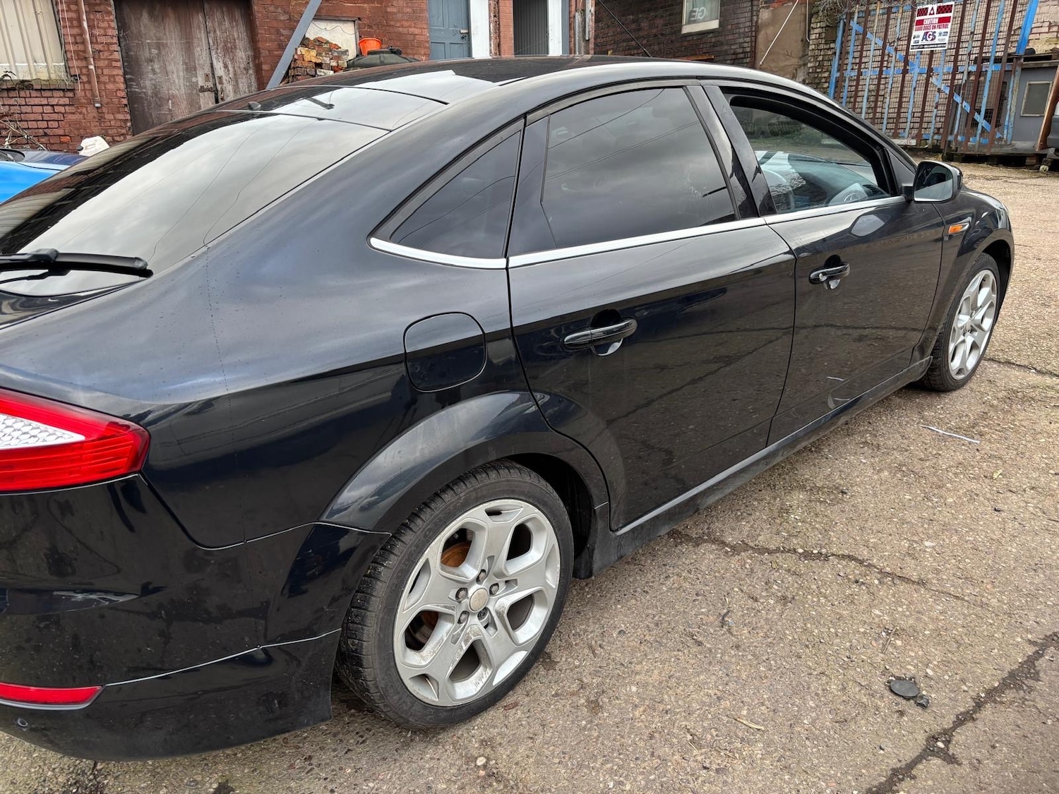 Used Ford Mondeo 2010 for sale - 77370938: Photo 6