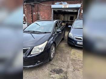 Used Toyota Avensis 2010 for sale - 77370871: Photo