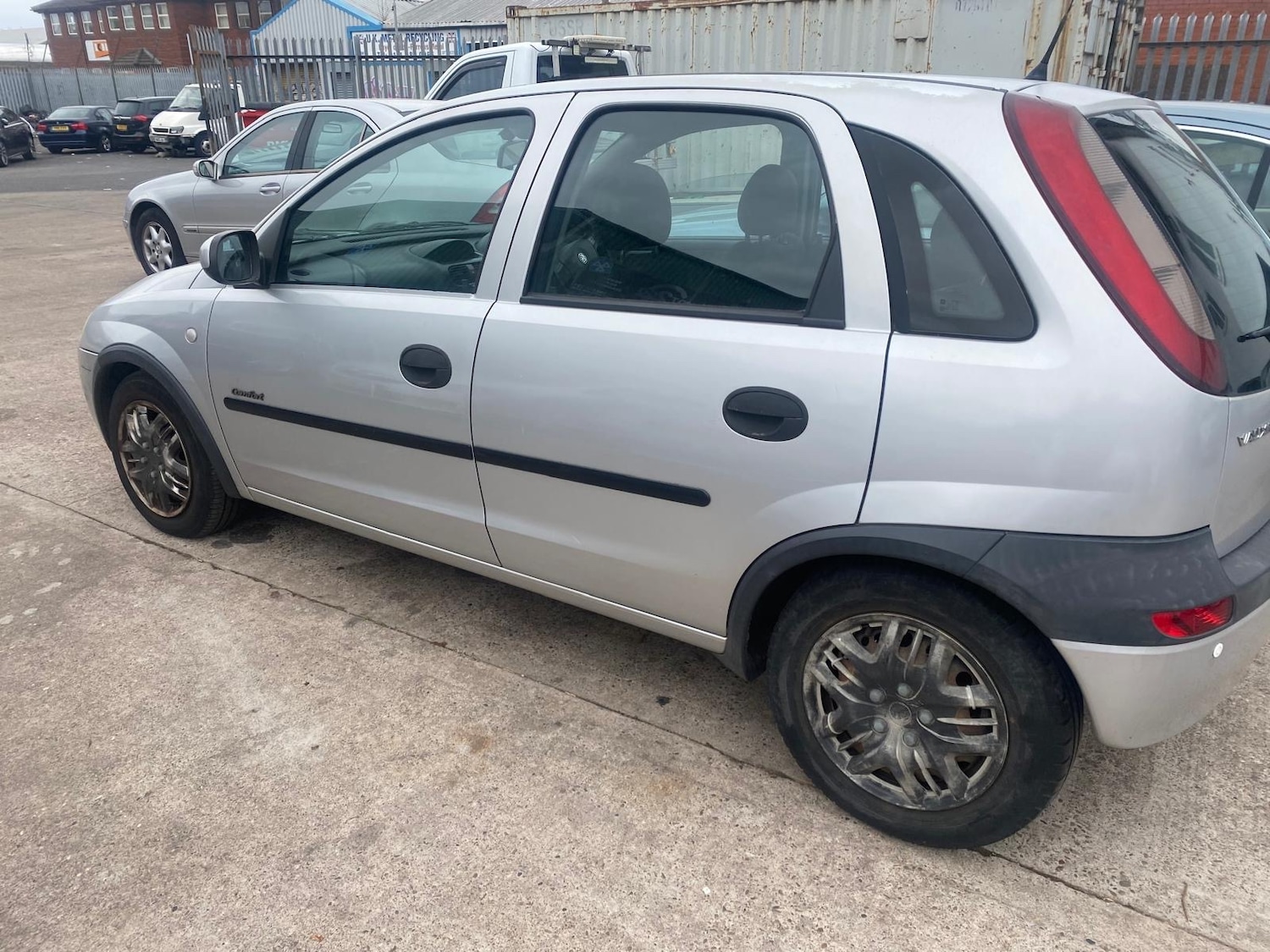 Used Vauxhall Corsa 2002 for sale - 77356991: Photo 4
