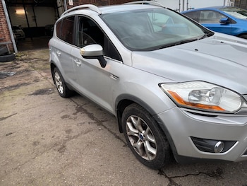 Used Ford Kuga 2011 for sale - 77370874: Photo