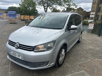Used Volkswagen Touran 2010 for sale - 79330955: Photo