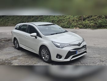 Toyota Avensis feature image