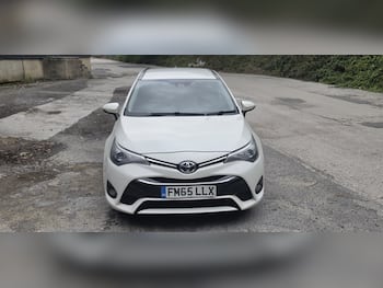 Used Toyota Avensis 2016 for sale - 79812263: Photo