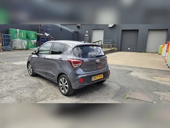 Used Hyundai i10 2017 for sale - 79712907: Photo