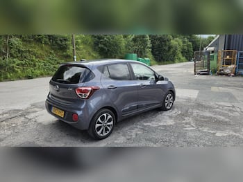 Used Hyundai i10 2017 for sale - 79712907: Photo