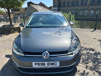 Used Volkswagen Golf 2018 for sale - 79152574: Photo